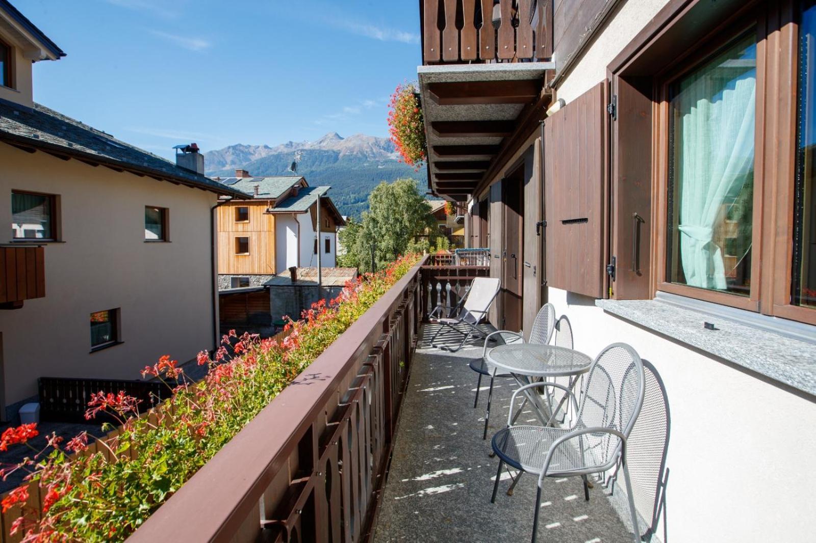 Chalet Silvi Residence บอร์มิโอ ภายนอก รูปภาพ